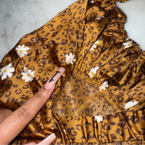 For Love & Lemons Tawney Mini Dress Cheetah Daisy Print Satin - Picture 17 of 17